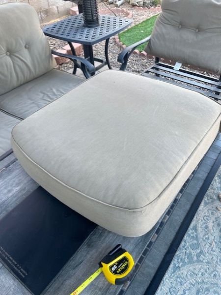 Picture of PONDO-CUSHIONS